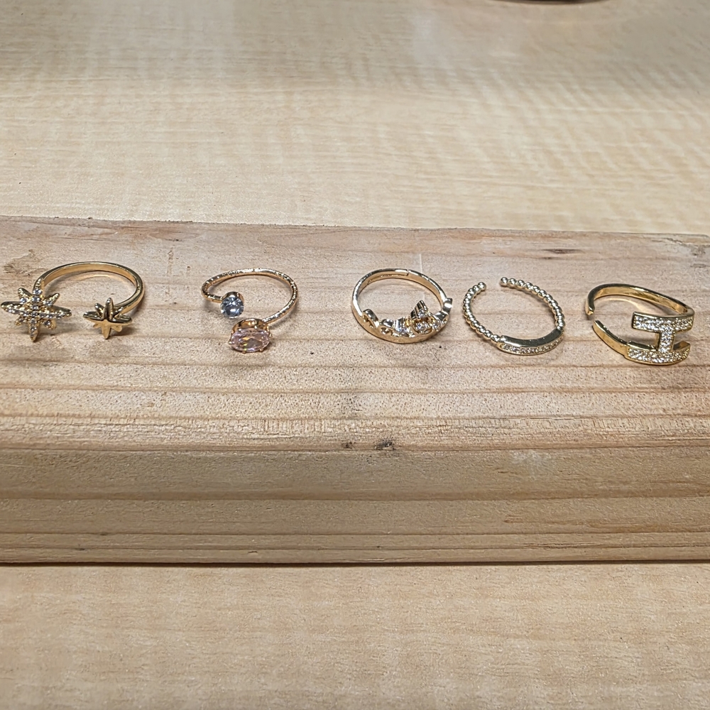 Elegant Gold-Plated Zircon Adjustable Rings